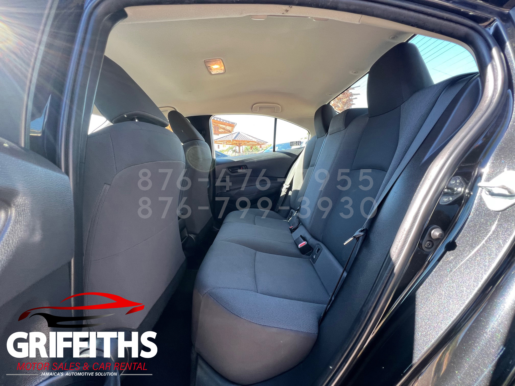Vehicle Image 12